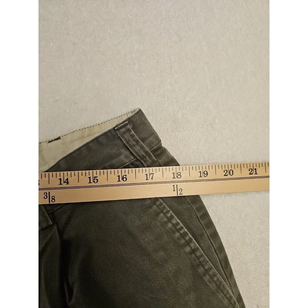 Eddie Bauer Mens 38 Pleated Cotton Twill Shorts Olive‎ Green Outdoor Chino 8.5in